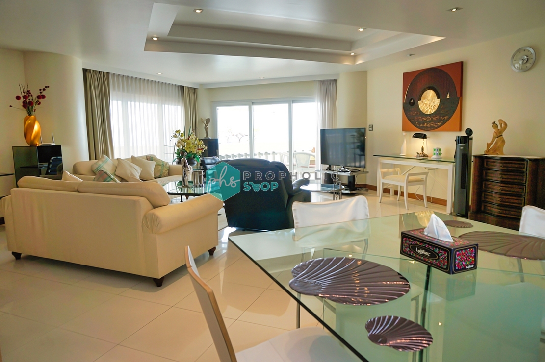 Hot Price | For Rent | 200 sqm. Gorgeous 3Bed Apartment with Lovely View of Pattaya Bay