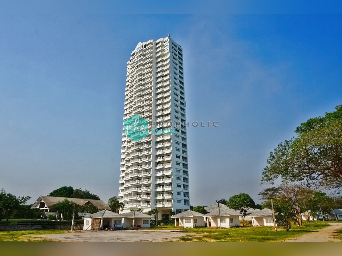 ขาย | สตูดิโอริมชายหาดกว้างขวาง เพิ่งปรับปรุงใหม่และพร้อมเข้าอยู่! (หาดแม่รำพึง, ระยอง)